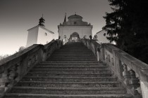 Scala sancta (Svaté schody) k poutnímu kostelu Panny Marie Bolestné na Homoli