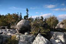 Hlavním turistickým magnetem národního parku Góry Stolowe jsou pískovcové stolové hory