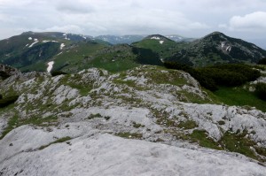 Malý Retezat je vedlejším vápencovým hřebenem stejnojmenného pohoří