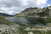 Za skalním prahem na nás čekalo jezero Peleaga