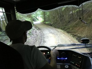 Dobrodružná cesta na Rovensko. Autobus se tu objeví tak jednou za pět let...