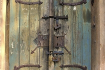 Chelmsko - dveře evangelického kostela